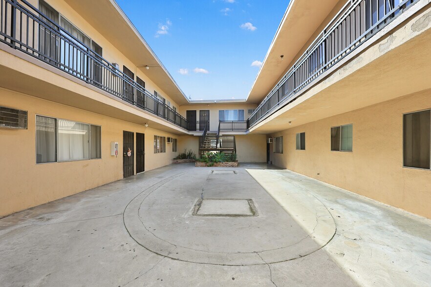 More Photos Of 217 S Avenue 54, Los Angeles Apartments For Sale