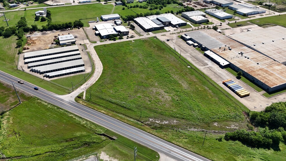 More Photos Of 1401 Jack McKay Blvd, Ennis Land For Sale