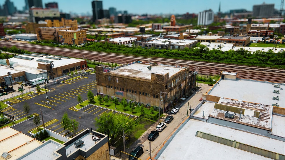 Primary Photo Of 1648 W Kinzie St, Chicago Loft Creative Space For Sale
