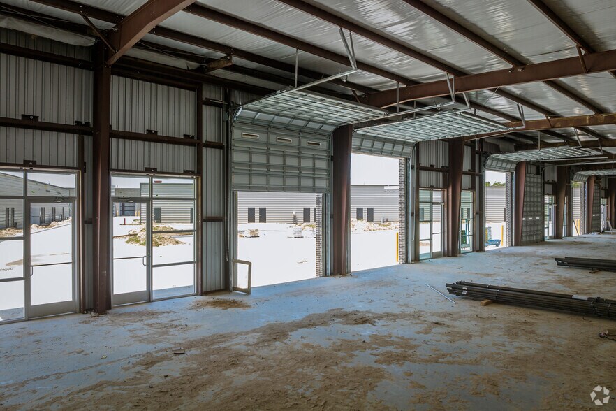 More Photos Of 32120 Hunt Rd, Brookshire Light Distribution For Sale