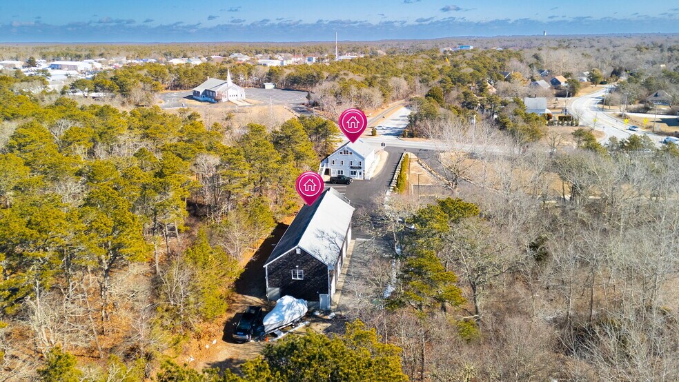 More Photos Of 31 Meetinghouse Rd, South Chatham Office For Sale