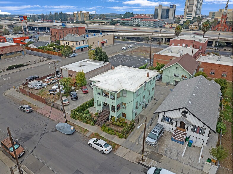 More Photos Of 221 E Sonora St, Stockton Apartments For Sale