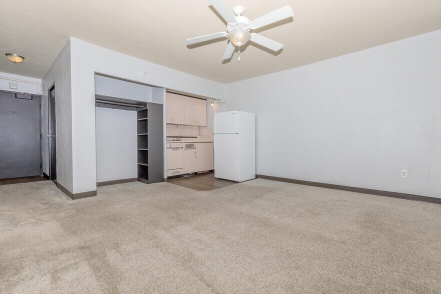 More Photos Of 320 N 22nd St, Omaha Apartments For Sale