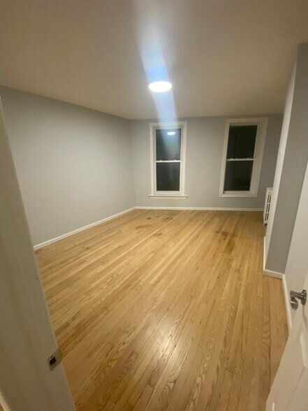 More Photos Of 285 Washington Ave, Albany Apartments For Sale