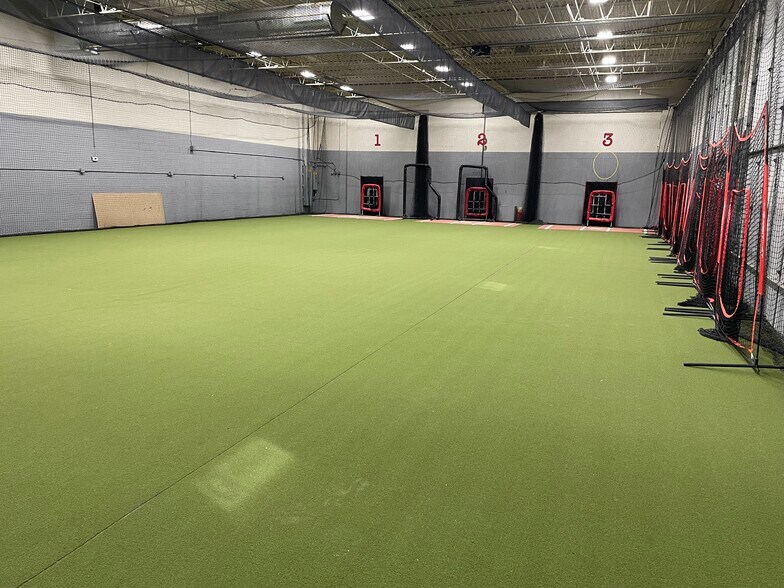 More Photos Of 10661 NE Nassau St, Blaine Warehouse For Lease