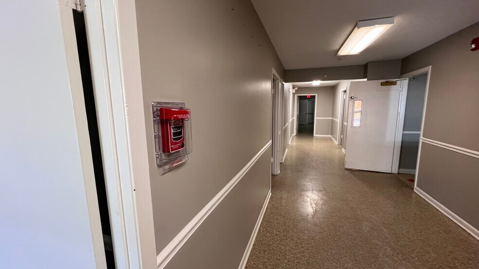 More Photos Of 501 S 1st St, Jacksonville Daycare Center For Sale