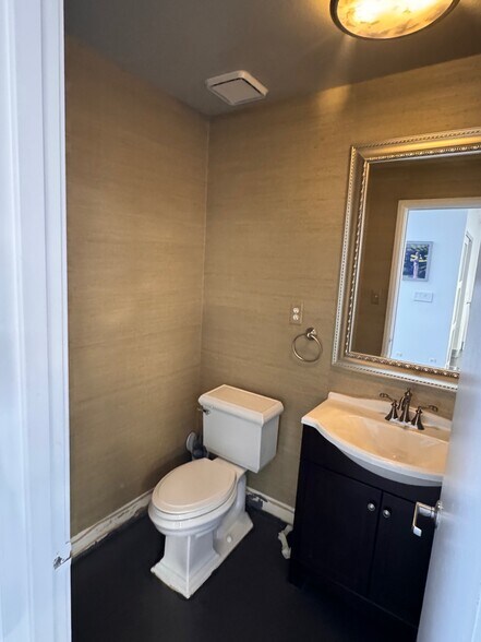 More Photos Of 3001 Red Hill Ave, Costa Mesa Light Manufacturing For Lease