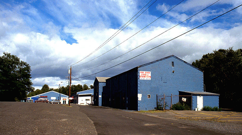 More Photos Of 216 Tingley Ln, Edison Warehouse For Lease