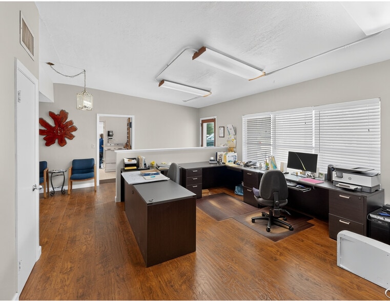 More Photos Of 995 W State Road 434, Winter Springs Office For Sale