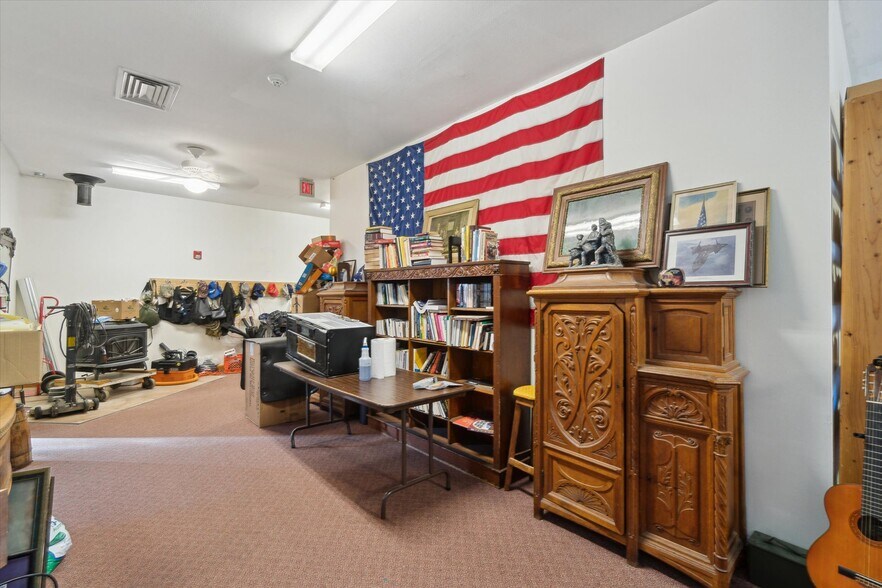 More Photos Of 4248 N 76th St, Milwaukee Storefront Retail Residential For Sale