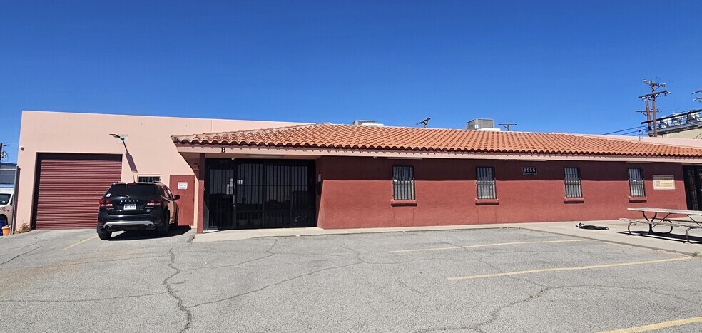 More Photos Of 8555 Yermoland Dr, El Paso Manufacturing For Sale