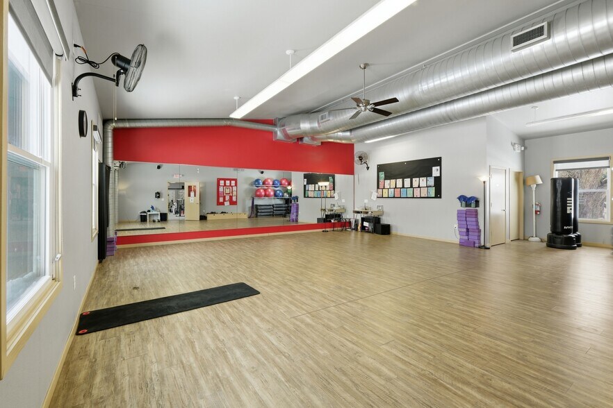 More Photos Of 225 Hoel Ave, Stoughton Freestanding For Sale