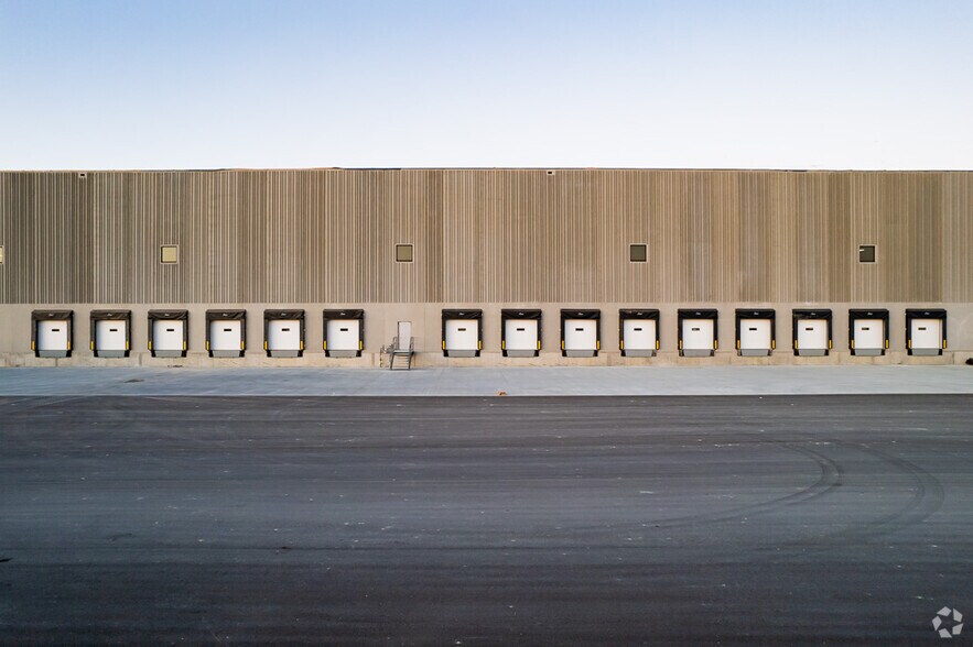 More Photos Of Crossiron Drive & Range Road 293, Calgary Unknown For Lease