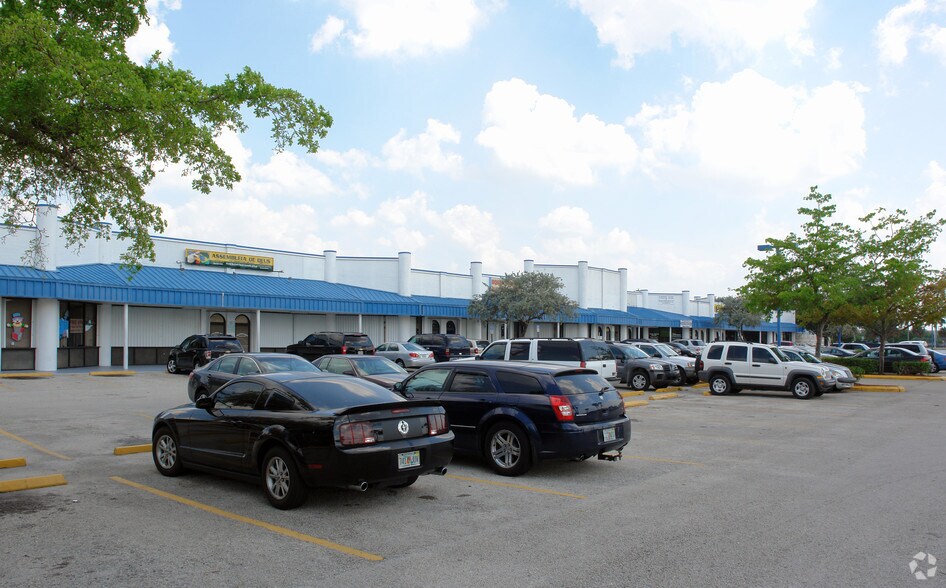 More Photos Of 150-192 N Powerline Rd, Pompano Beach Unknown For Lease