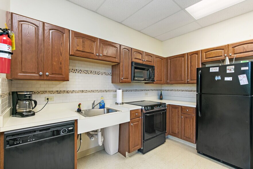 More Photos Of 203 Commercial Dr, Yorkville Warehouse For Sale