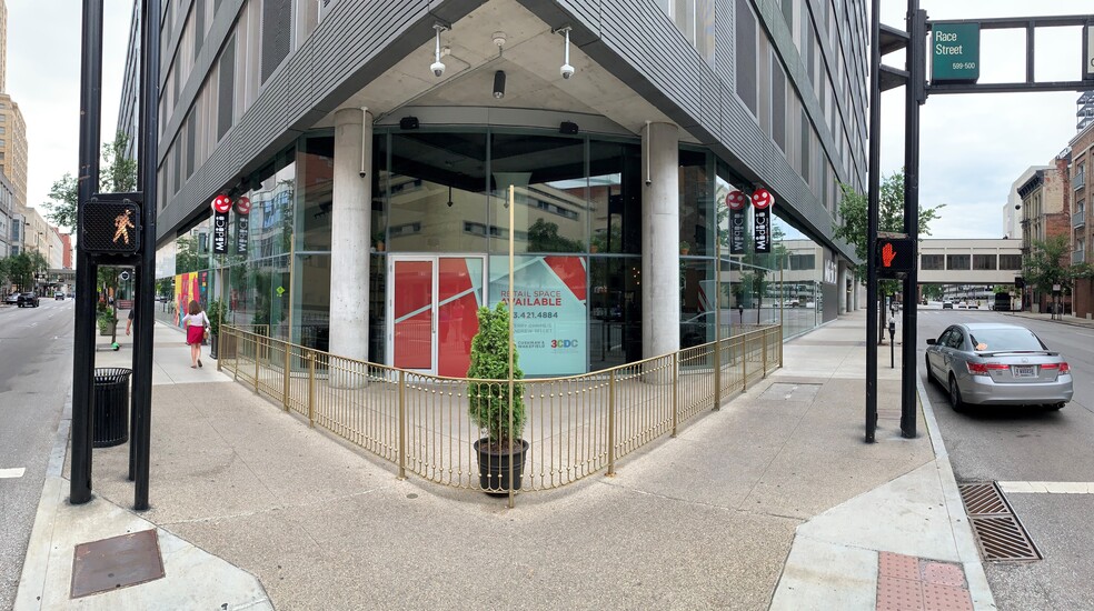More Photos Of 100 W 5th St, Cincinnati Office For Lease