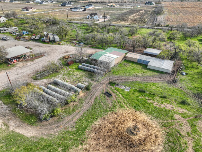 More Photos Of 931 W FM 78, Marion Land For Sale