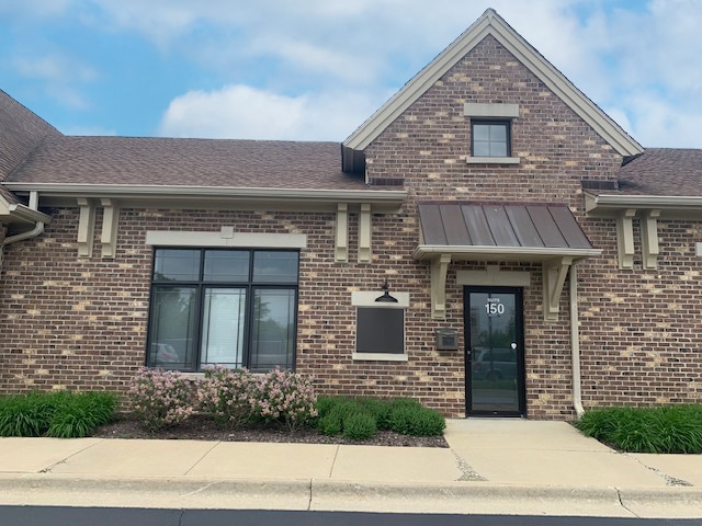 More Photos Of 460 Briargate Dr, South Elgin Medical For Sale