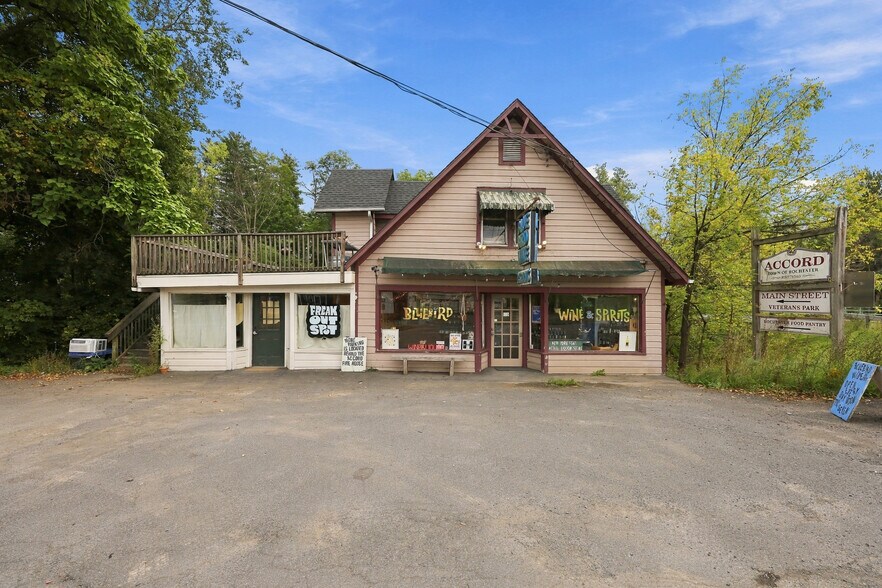 Primary Photo Of 5059 US Highway 209, Accord Storefront Retail Residential For Sale