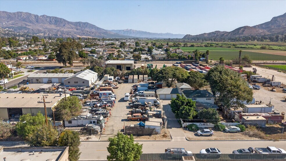 More Photos Of 870 Corporation St, Santa Paula Truck Terminal For Sale