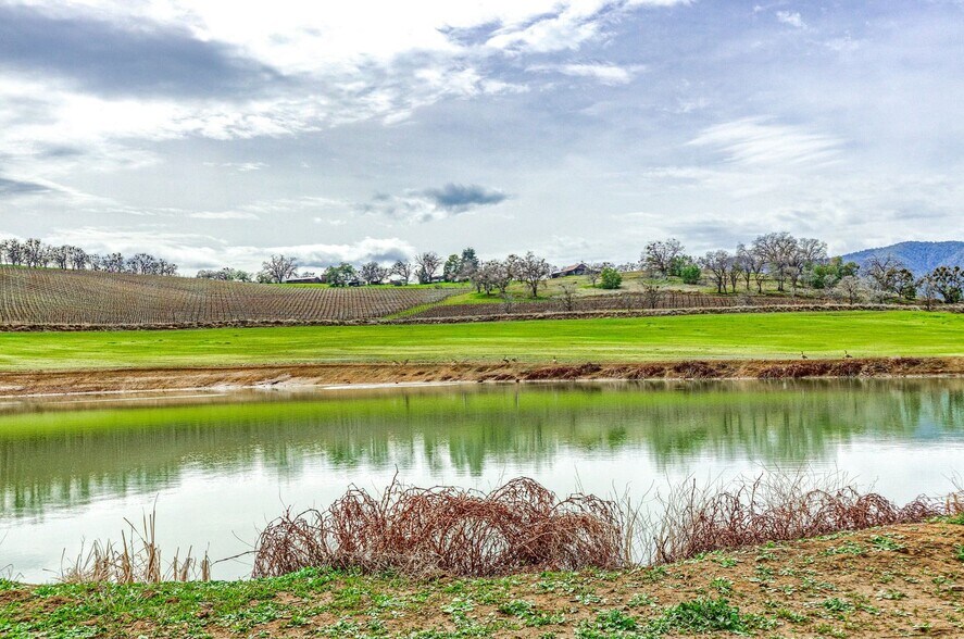 More Photos Of 4125 W MAIN St, Medford Land For Sale