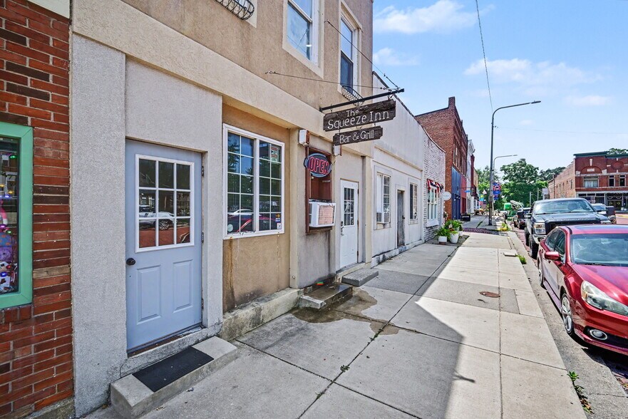 More Photos Of 126 McConnell St, Oxford Storefront Retail Residential For Sale