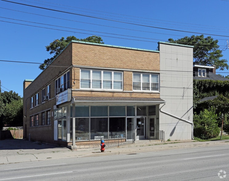 More Photos Of 683-685 Main St E, Hamilton Medical For Sale