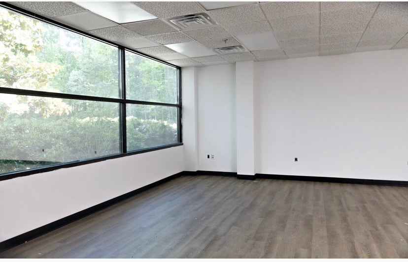 More Photos Of 1263 Arrow Pine Dr, Charlotte Office For Lease