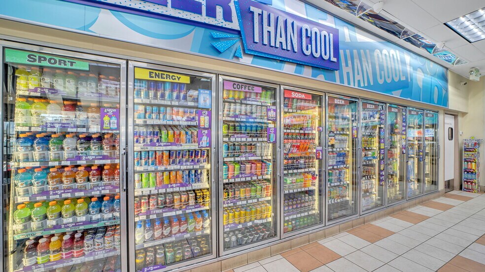 More Photos Of 1187 W San Marcos Blvd, San Marcos Service Station For Sale