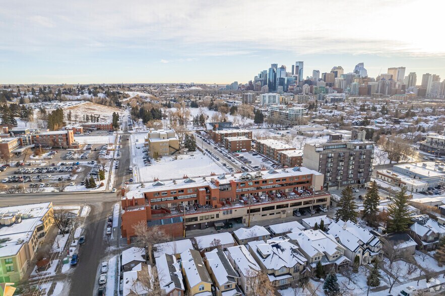 More Photos Of 805-819 14th St NW, Calgary Office For Lease