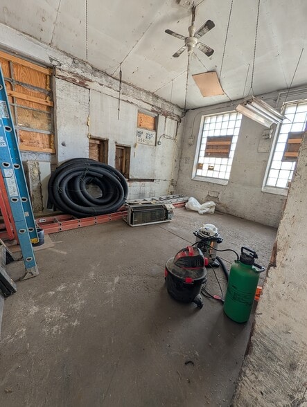 More Photos Of 67 Brenner Ave, Dayton Warehouse For Sale