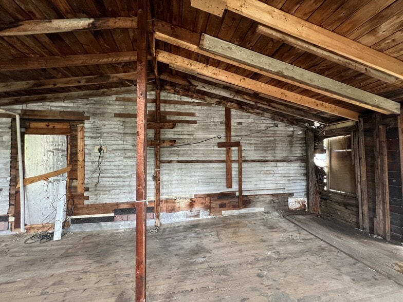 More Photos Of 271 Main St, Union Apartments For Sale