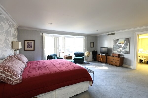 More Photos Of 600 Crockett Cir, Paris Specialty For Sale