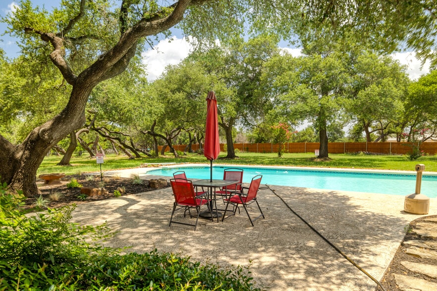 More Photos Of 13231 Rooster Springs Rd, Austin Office Residential For Sale