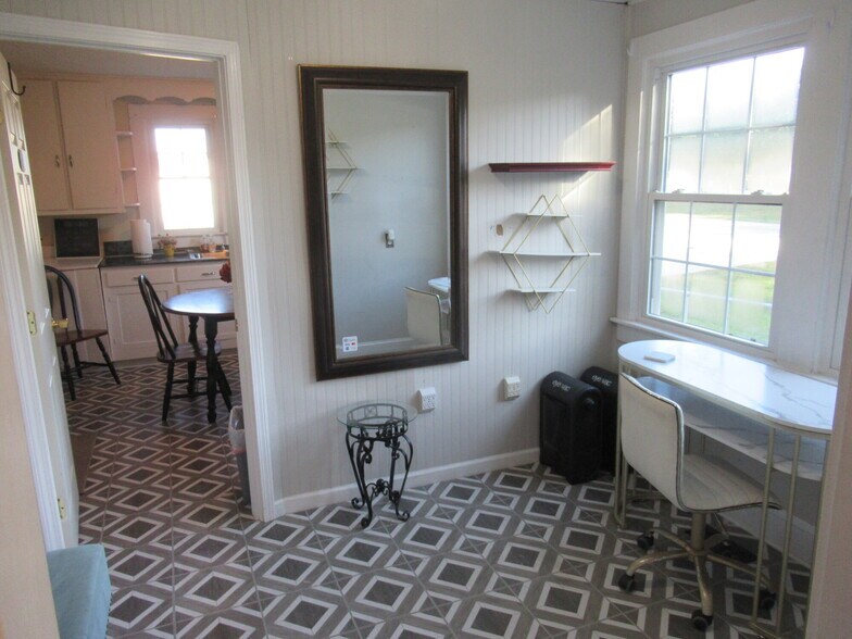 More Photos Of 1704 Gastonia Hwy, Lincolnton Office For Lease