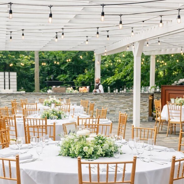 More Photos Of 160 Pawtucket Blvd, Tyngsborough Hotel For Sale