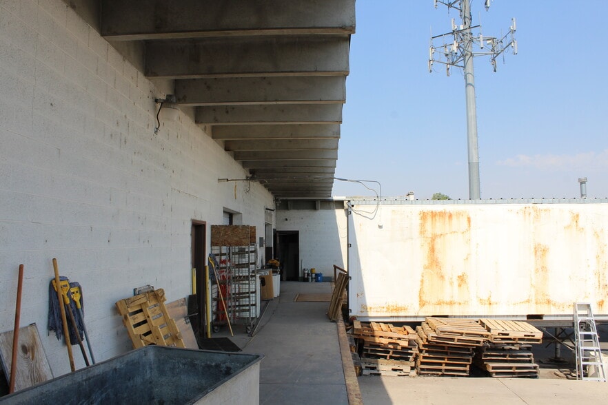 More Photos Of 3450 W 8550 S, West Jordan Manufacturing For Sale