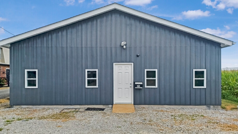 Primary Photo Of 605 Railroad St, Dupo Warehouse For Lease