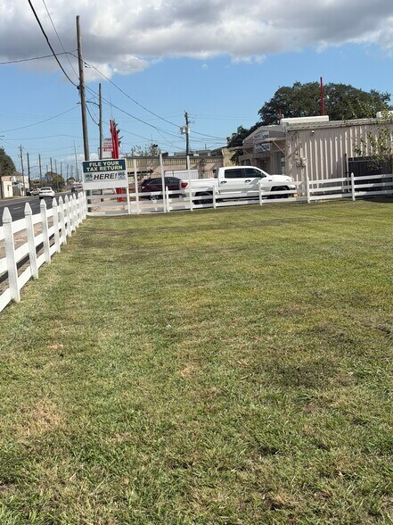 More Photos Of 1706 Clinton Dr, Galena Park Storefront Retail Office For Sale