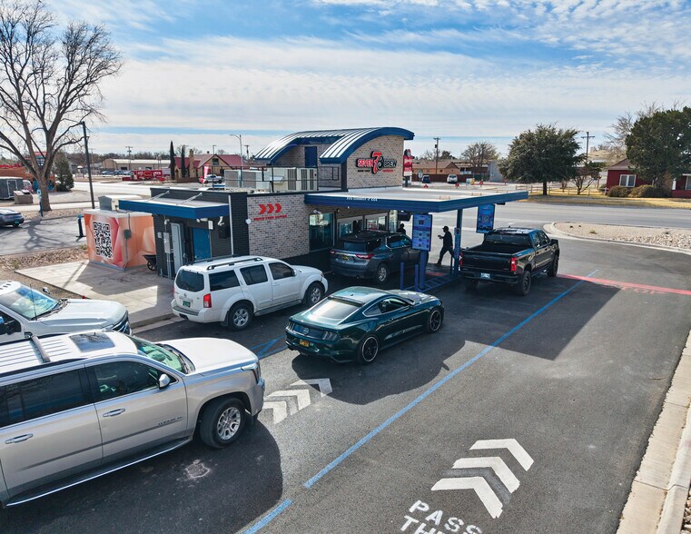 More Photos Of 1102 W Main St, Artesia Fast Food For Sale