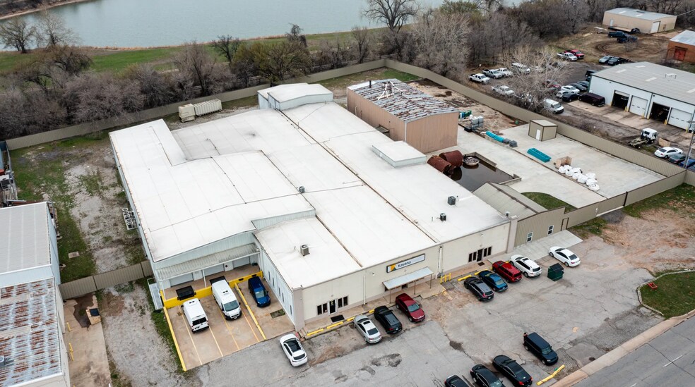 More Photos Of 3105 E Reno Ave, Oklahoma City Warehouse For Lease