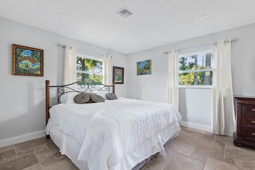 More Photos Of 5062 N Ocean Shore Blvd, Palm Coast Restaurant For Sale
