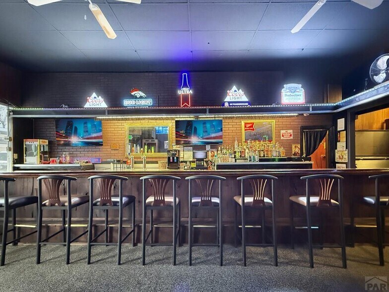 More Photos Of 424 W Northern Ave, Pueblo Restaurant For Sale