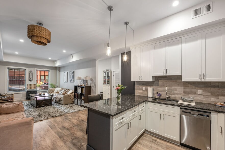 More Photos Of 67 Park Ave, Bloomfield Apartments For Sale