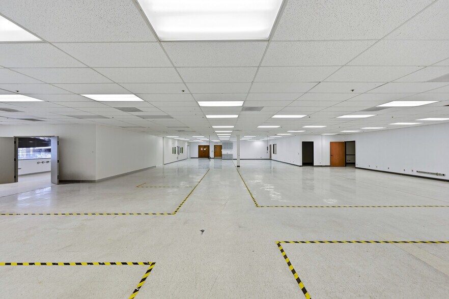 More Photos Of 675 Sycamore Dr, Milpitas Research And Development For Lease