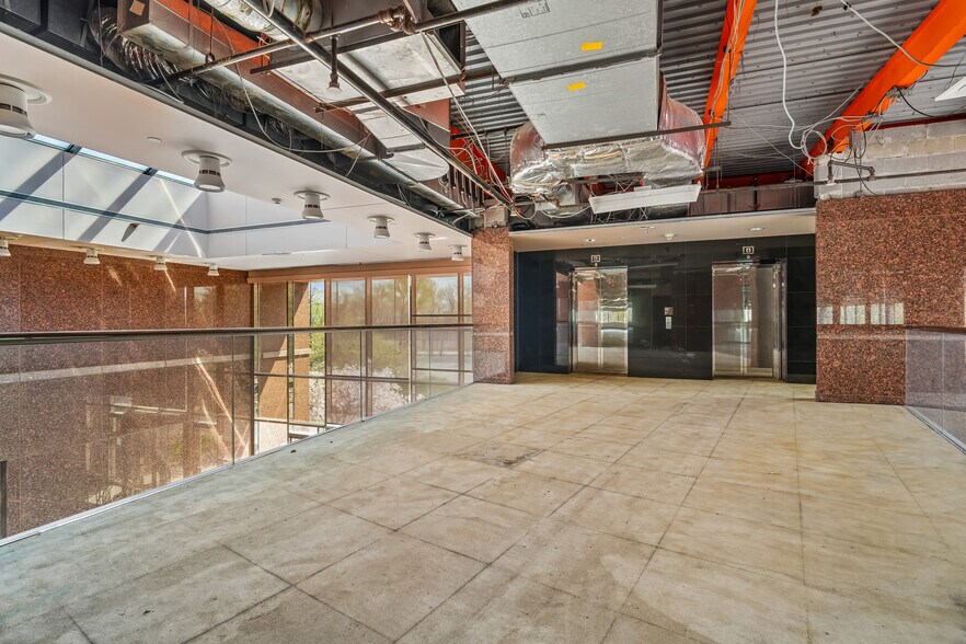 More Photos Of 1000 Sylvan Ave, Englewood Cliffs Office For Sale