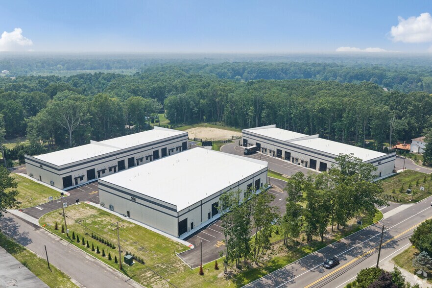 More Photos Of 596 Challenger Way, Jackson Warehouse For Lease