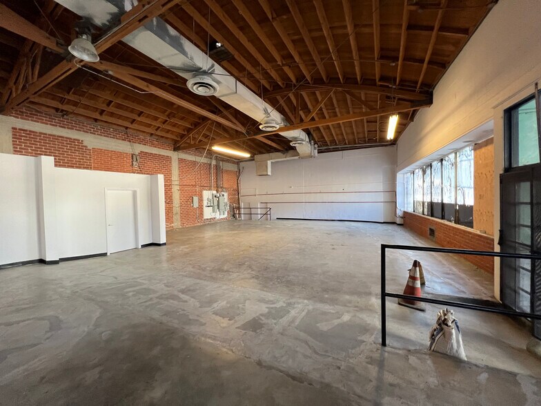 More Photos Of 1712 W Temple St, Los Angeles Restaurant For Lease