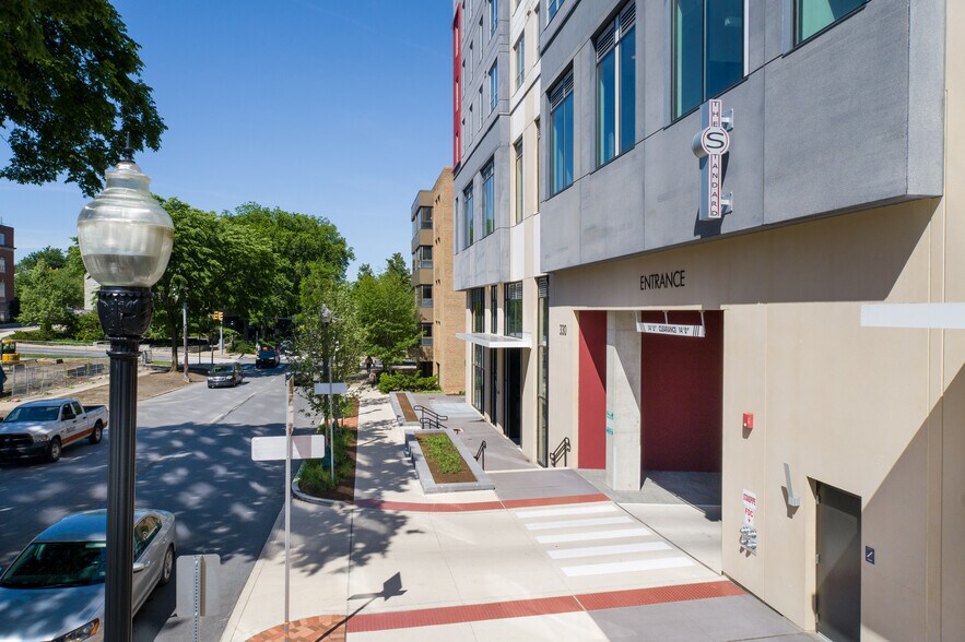 More Photos Of 338 W College Ave, State College Apartments For Lease