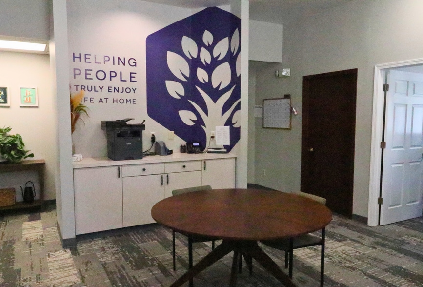More Photos Of 9629 N Colfax Rd, Spokane Office For Sale